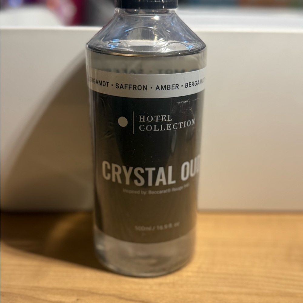 Hotel Collection Crystal Oud Fragrance